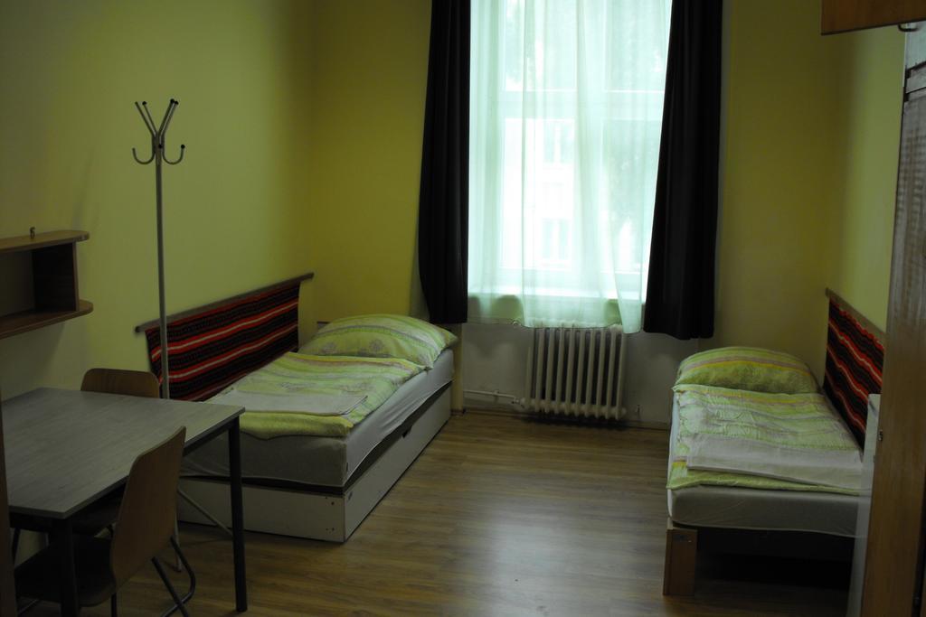 בודפשט Mogyorodi Hostel חדר תמונה